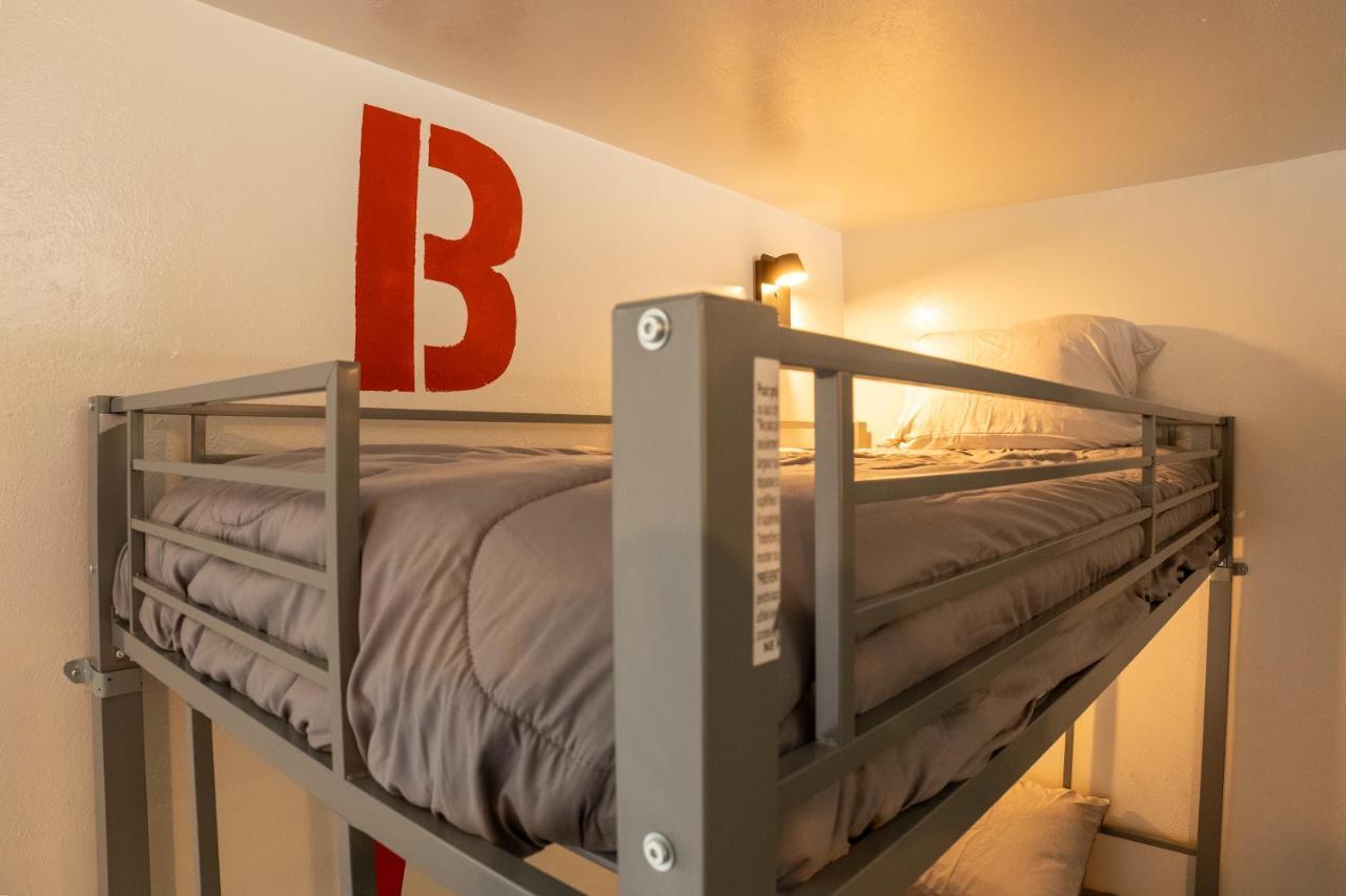 The Junction Hotel And Hostel Durango Eksteriør bilde